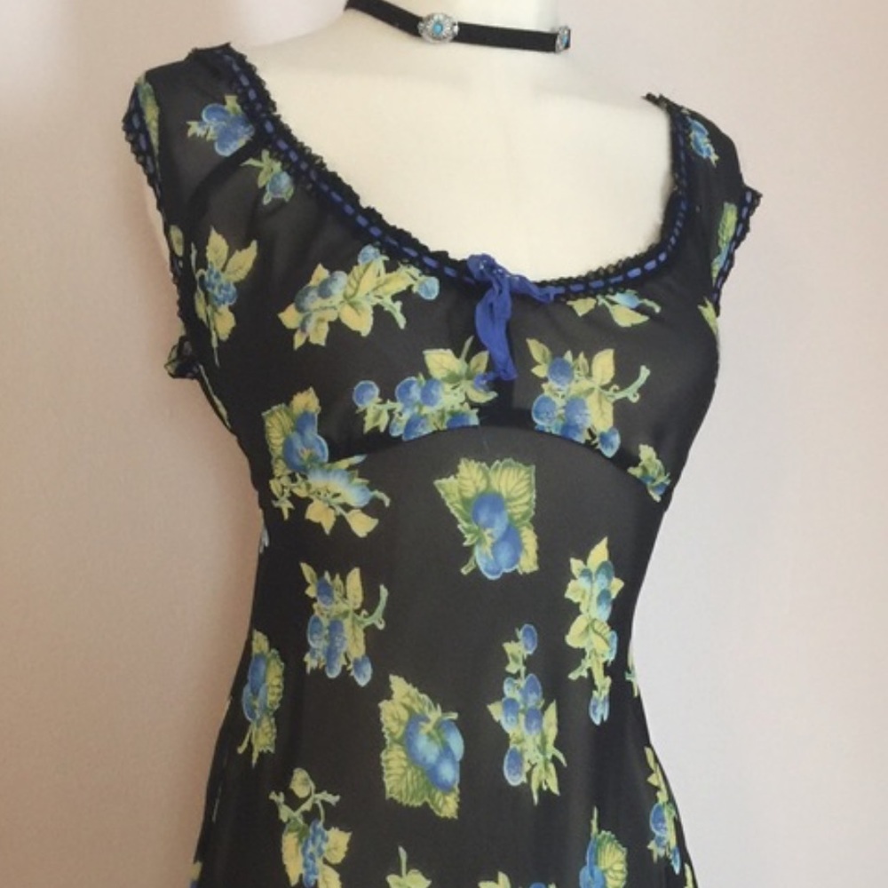 ISO VINTAGE BETSEY JOHNSON - Picture 7 of 15